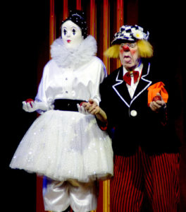 Попов с женой и партнершей клоунессой Габи